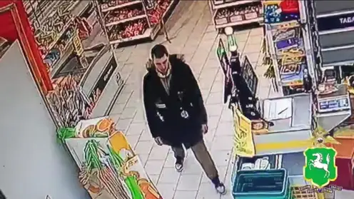 В Томске полиция ищет подозреваемого в хищении товара из магазина