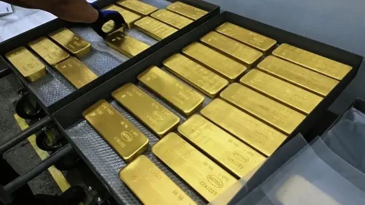 По оценке стратега ВТБ, рынок золота переживает спад