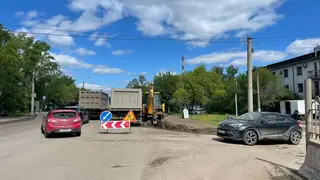 В Красноярске начался долгожданный ремонт дороги на Тамбовской