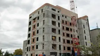 В Омске семиэтажный медико-хирургический центр построят к 2026 году В Омске семиэтажный медико-хирургический центр построят к 2026 году