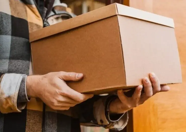 Красноярские школьники отправили партию гуманитарной помощи на фронт