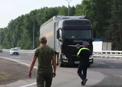 Транзитным фурам запретили въезд в Кемерово из-за угрозы атак БПЛА