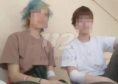 «Подумал, что парни»: избившего двух девушек за синие волосы минусинца отправили в колонию