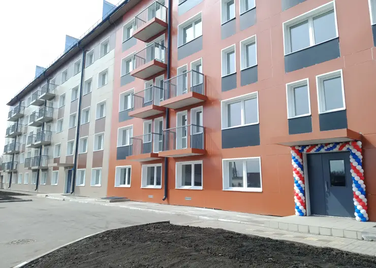 Жители Ачинска получили ключи от новых квартир