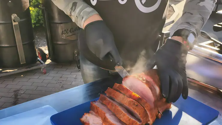 Вкус Сибири с дымком: как «Сибагро» покорила гостей всероссийской ярмарки в Красноярске