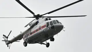 Мужчина, почти неделю дрейфовавший на бочке в Охотском море, погиб