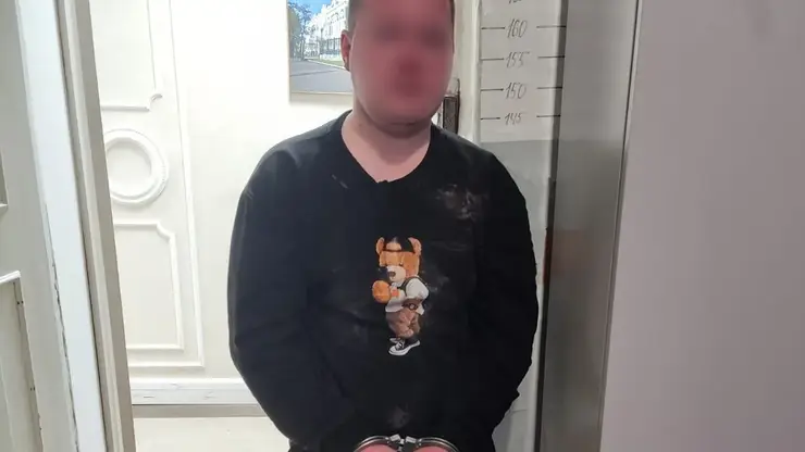 Директор магазина в Екатеринбурге обвиняется в жестоком убийстве во время застолья