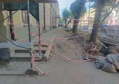 «Ходить сложно даже обычному человеку»: мэр Красноярска прошёлся по ремонтируемым улицам и нашёл проблемы