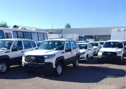 «Лады Гранта» и «Нивы»: в Красноярск привезли 16 автомобилей для медиков