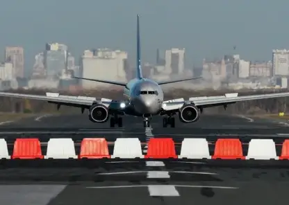 Больше тысячи пассажиров ожидают вылета в аэропортах Сибири