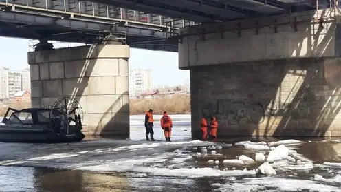 В Канске продолжаются поиски двух утонувших школьниц