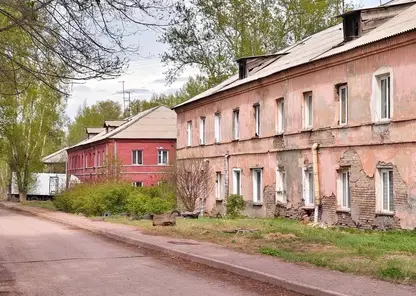 В Красноярске расселяют целую улицу аварийных домов: 16 двухэтажек на Краснопресненской ждут сноса