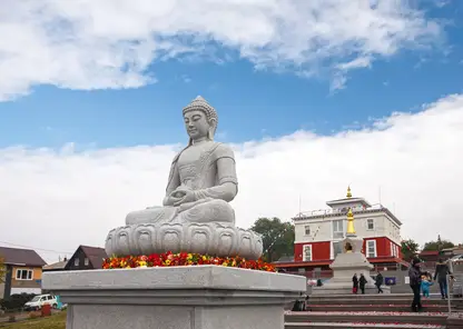 Буддийский центр в Красноярске выиграл дело о земле под ступой