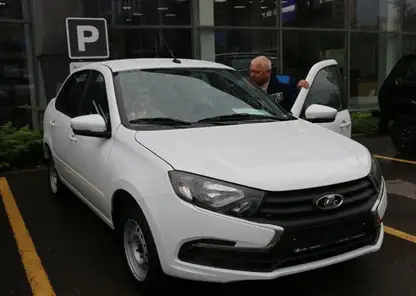 В Красноярском крае пострадавшие на производстве получили автомобили