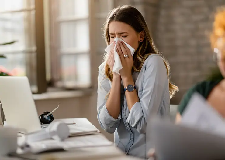 Причина осенней аллергии — плесень, клещи и холод