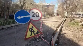 На правобережье Красноярска начали ремонтировать междворовые ​проезды