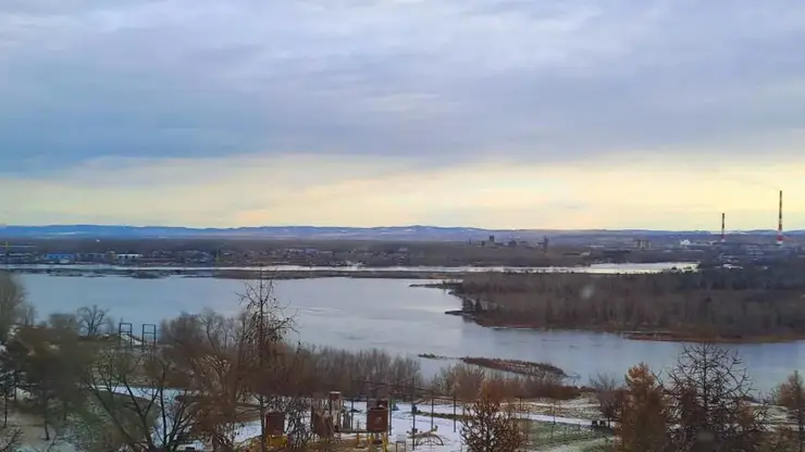 Похолодание и сильный ветер ждут красноярцев 22 ноября