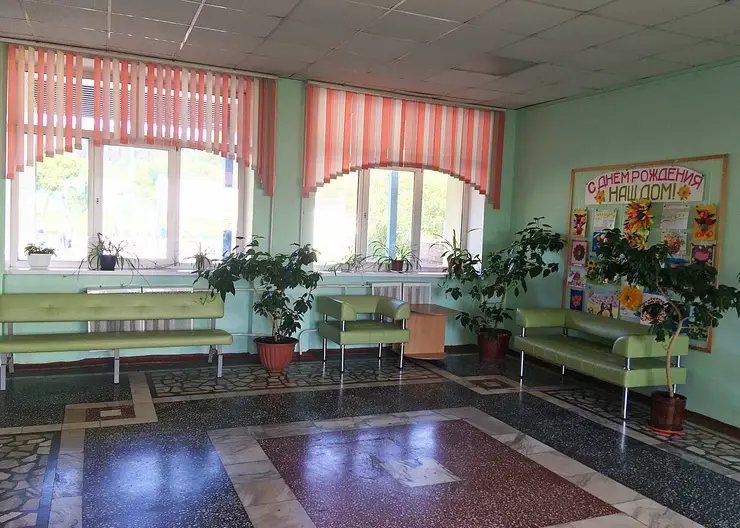 «Красноярскэнергосбыт» приобрел мягкую мебель для детского интерната «Подсолнух»