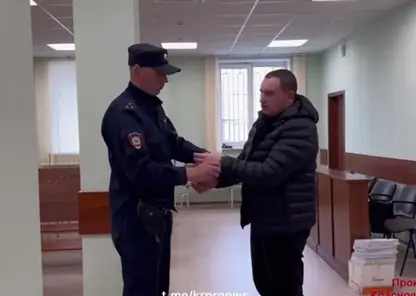 «50 тысяч или мы что-то находим»: экс-инспектора ДПС приговорили к 7 годам строго режима за взятку в Красноярске