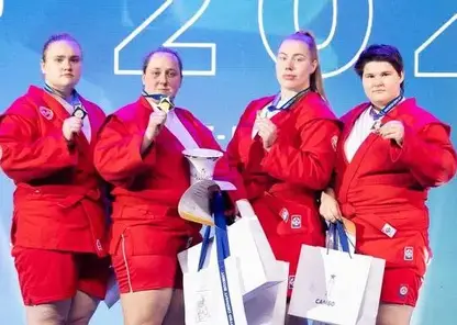 Самбисты из Красноярска взяли медали на первенстве страны