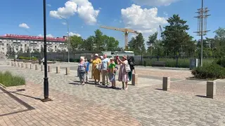 Участники движения «Сибирское долголетие» посетили Исторический квартал Красноярска