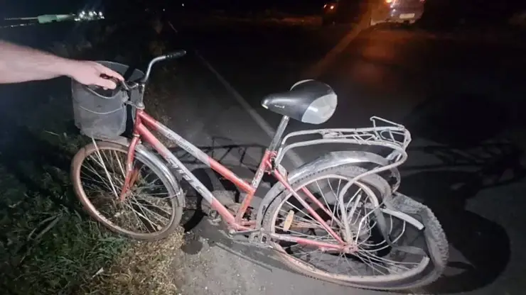 Красноярские следователи выясняют обстоятельства смертельного ДТП с велосипедистом в Курагинском районе