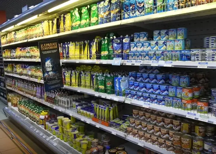 Мятую банку сгущенки пытались продать красноярке, она пожаловалась в Роспотребнадзор