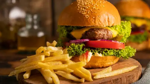 16-летнему подростку весом в 228 килограммов помогли новосибирские врачи