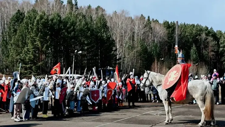 В Красноярске школьники и родители воссоздали Куликовскую битву