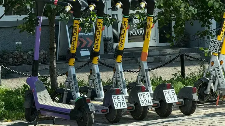 В Красноярске у электросамокатов появились номера