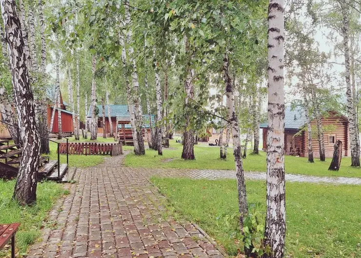 В Ачинске бизнес-леди наказали за отказ вернуть предоплату за коттедж