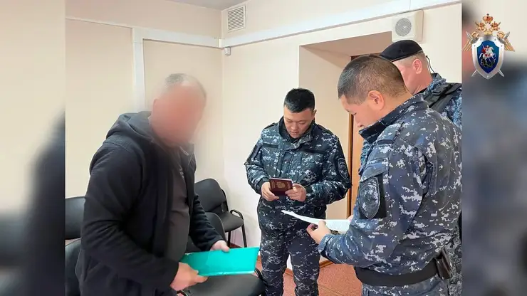 Экс-министр экономики Алтая осужден на 4 года за некачественное жилье для сирот