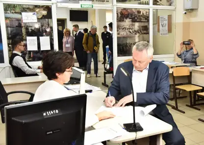 Глава Новосибирской области призвал местных жителей голосовать на выборах губернатора региона