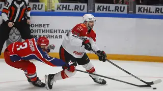 Озвучена зарплата канадского нападающего Джованни Фьоре в омском «Авангарде» Озвучена зарплата канадского нападающего Джованни Фьоре в омском «Авангарде»