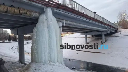 В Красноярске гигантская глыба, пугавшая горожан неделю, исчезла