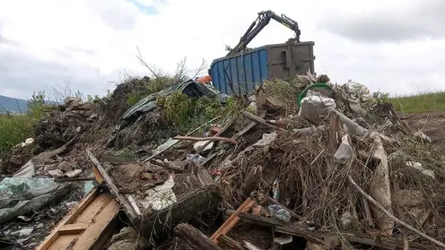 Более 80 стихийных свалок убрали в Октябрьском районе с начала 2022 года