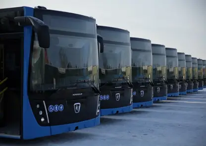 В Кузбасс привезли 10 новых автобусов