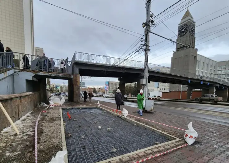 Десять теплых остановок начали возводить в Красноярске