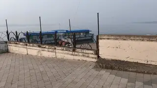 Ограждение на набережной Енисейска восстановлено: опасный участок возле детской площадки больше не угрожает горожанам Ограждение на набережной Енисейска восстановлено: опасный участок возле детской площадки больше не угрожает горожанам