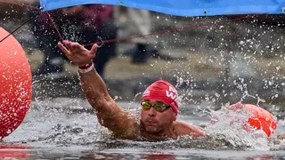 Этап чемпионата мира по плаванию на открытой воде прошел в Дудинке: показываем, как это было