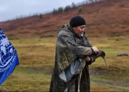 Чёрный аист Тарыс переехал в Красноярск: птицу спасли активисты