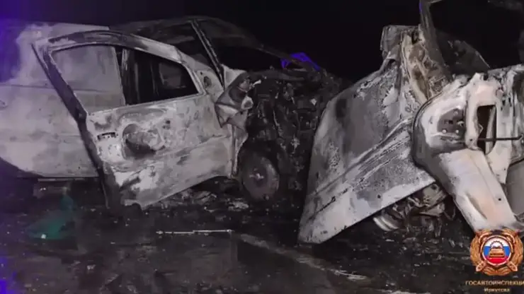 Лобовое столкновение унесло жизни двух водителей под Иркутском
