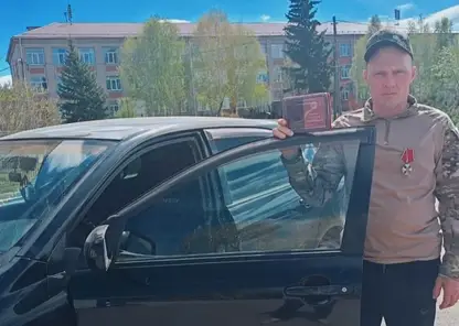 «Я ногу за Родину отдал»:  участника СВО из Красноярского края наградили орденом Мужества