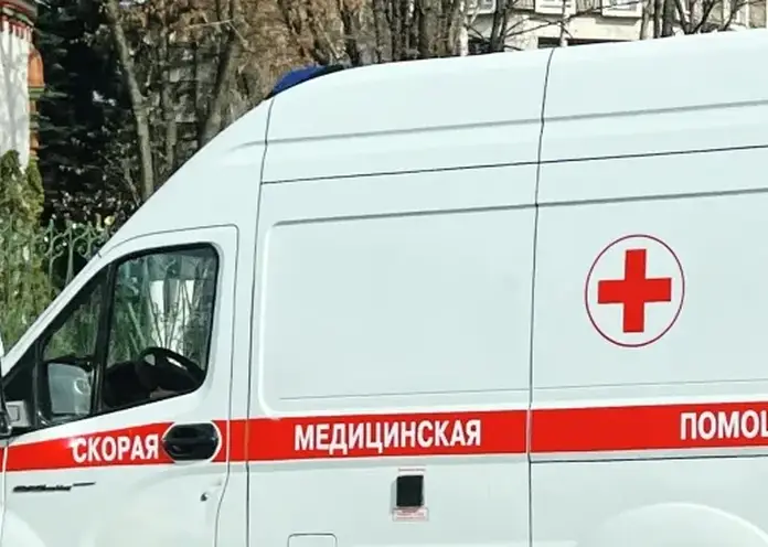 Мать оставила семилетнего сына в заблокированной машине в Кузбассе: три часа спустя мальчик впал в кому