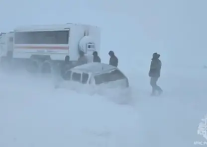 В Забайкалье эвакуировали 253 застрявших на трассе человека