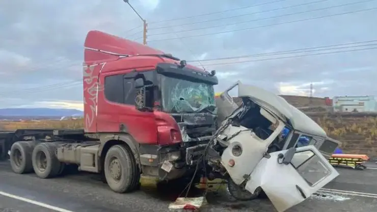 В аварии под Норильском погибли 5 человек