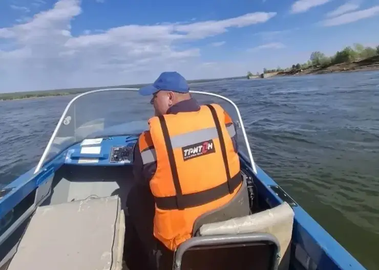 Троих человек удалось спасти в акваториях Красноярского края за последние сутки