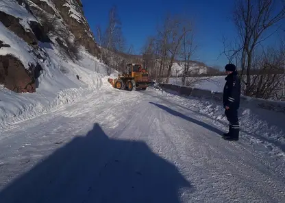 В Красноярском крае в Курагинском районе произошёл сход снежной лавины