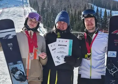 Красноярские сноубордисты завоевали три медали на этапах Кубка России