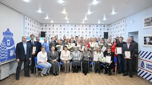 Четыре года поддержки: Михаил Котюков поблагодарил добровольцев за помощь участникам СВО